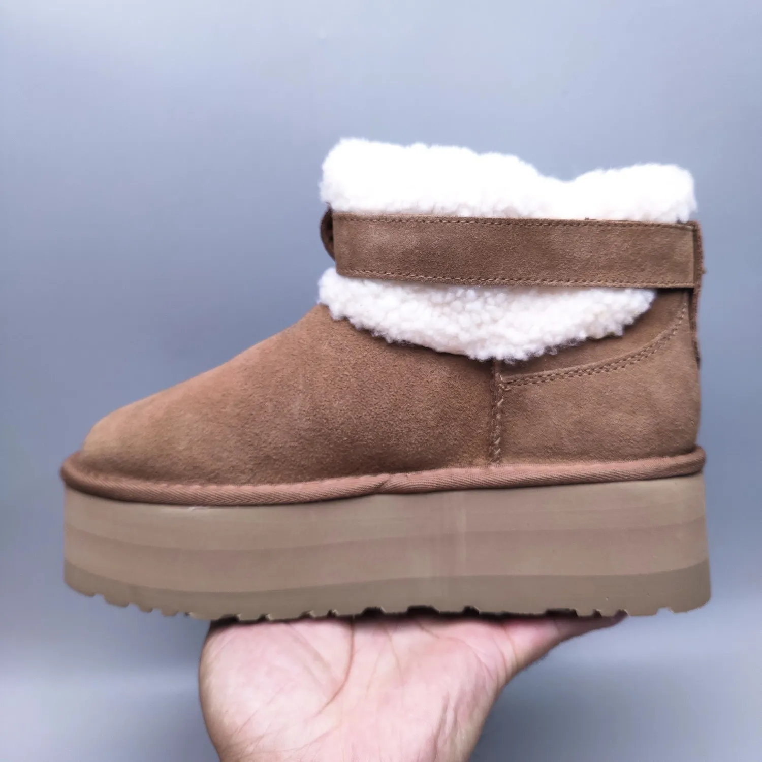 💰560 UGG sheepskin all-in-one snow boots 4041 5 cm thick sole with increased height, suede belt buckle, trendy winter style, color: maroon, black, matching size: 35-41